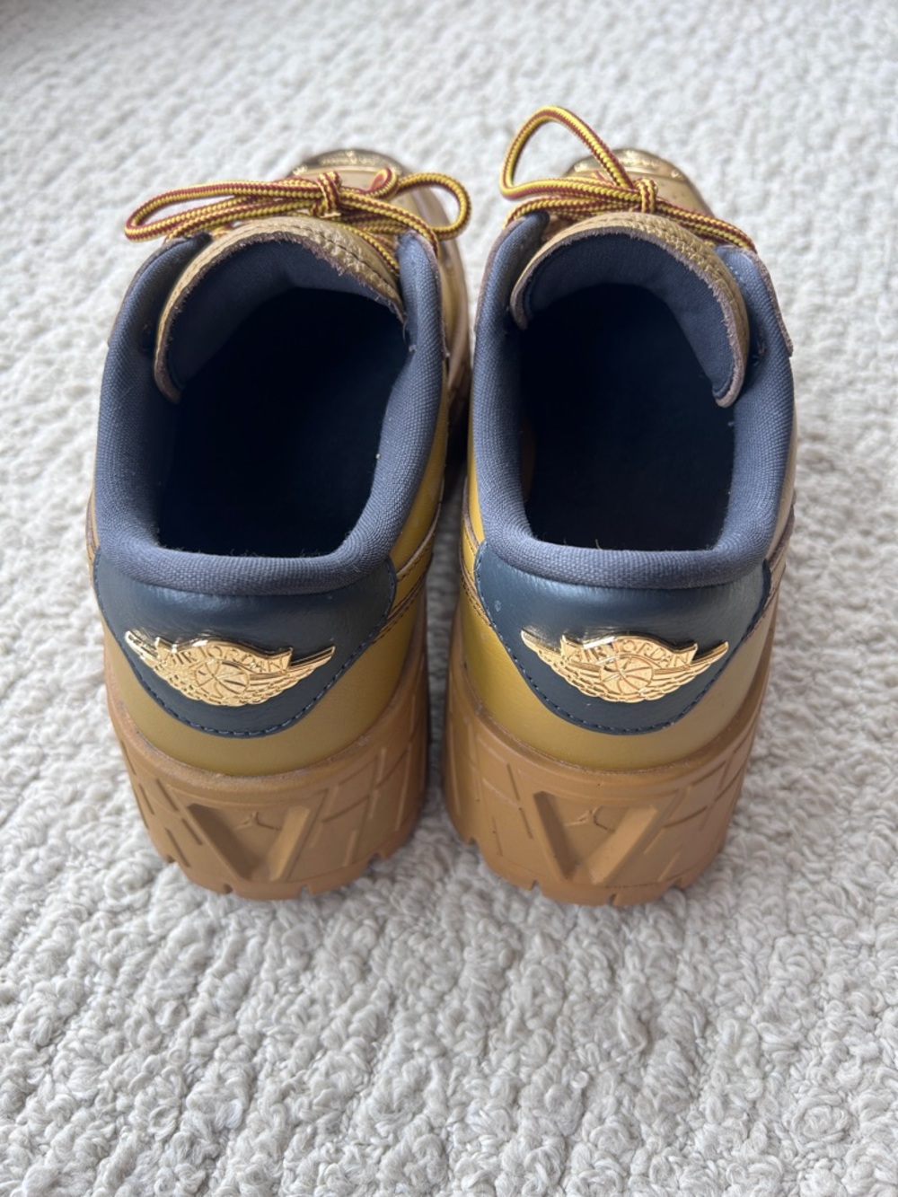 Air Jordan 1 Brooklyn Low Size 8 - Picture 6 of 13